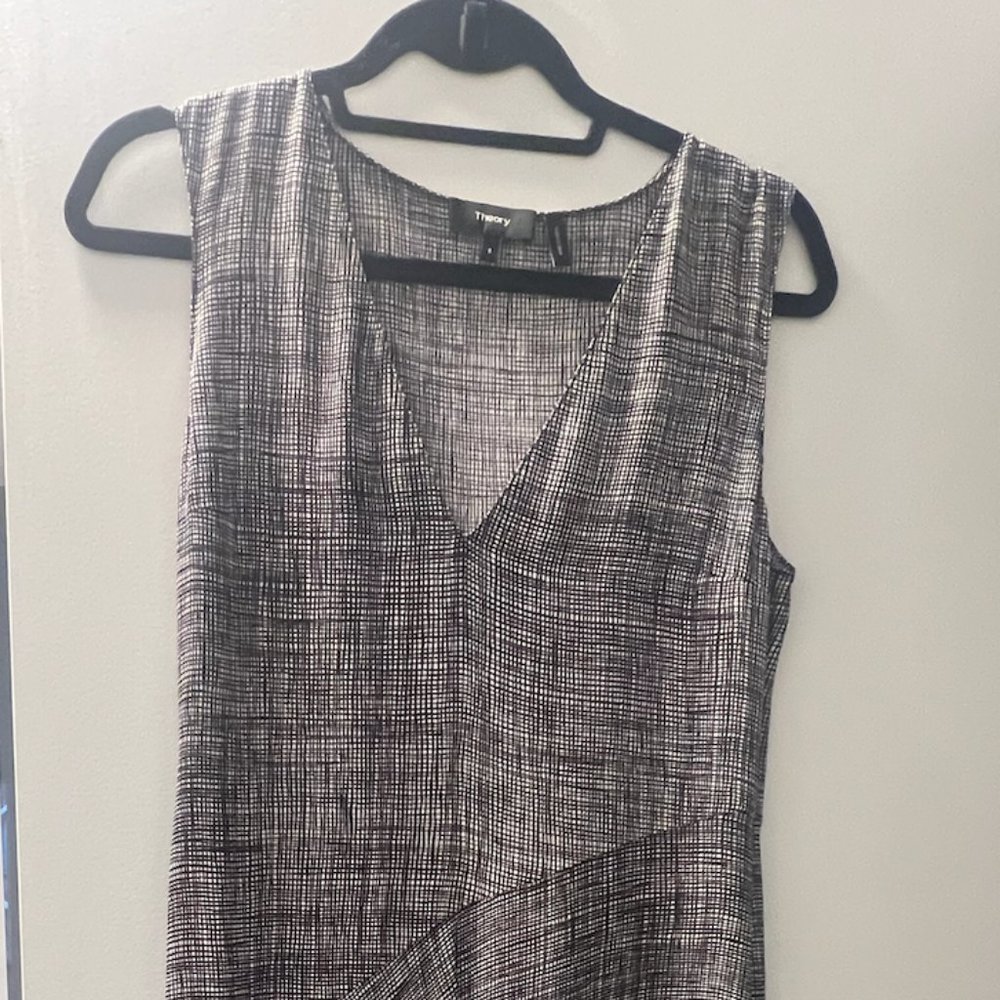Theory Mid Length Black and White SILK Sleeveless dress